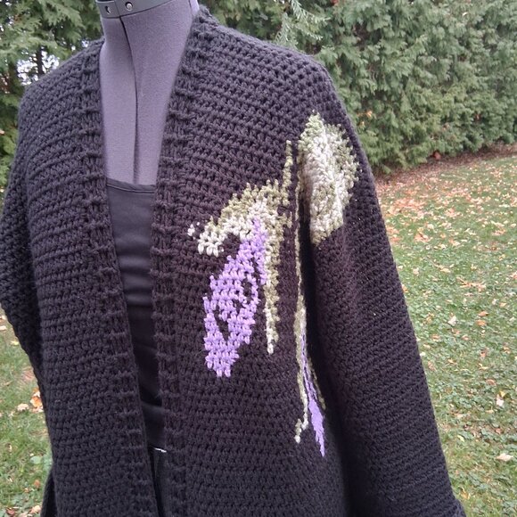 Black Long Sweater with Light Purple Rose and Scarf XL Plus - Picture 10 of 11